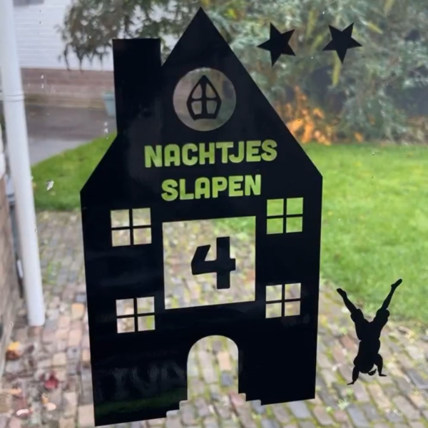 Raamsticker aftelhuisje zwart